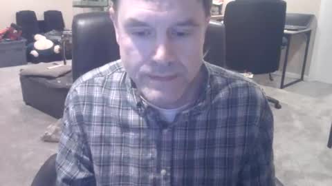 Snapshot of daved14u chatting on March 21, 5:23 am daved14u online show from March 21, 5:23 am