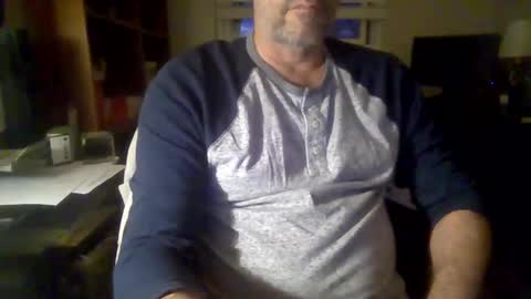 Snapshot of davethebooky chatting on December 10, 10:26 pm Dave online show from December 10, 10:26 pm