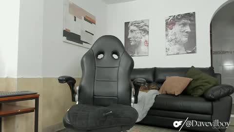 Snapshot of davevilboy chatting on September 11, 12:05 pm Daves online show from September 11, 12:05 pm