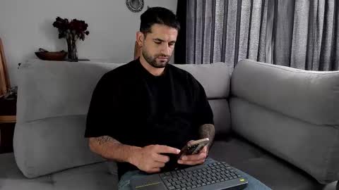 Snapshot of davevilboy chatting on October 8, 3:20 pm Daves online show from October 8, 3:20 pm