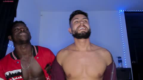 Dave y Salvatore online show from December 8, 5:39 am