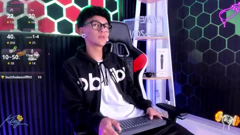 David online show from April 10, 2:00 pm