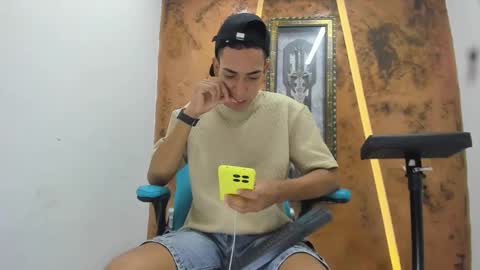 david_bigcock20 online show from February 14, 8:38 pm