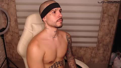 David col11 online show from November 2, 11:18 pm