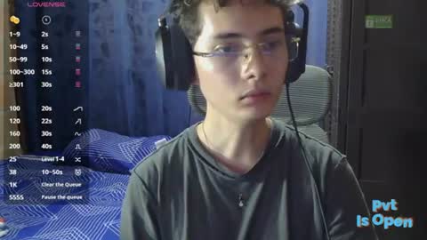 ProgrammerBoy online show from July 3, 5:30 pm