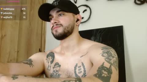 Twitter davidsanctum online show from April 11, 7:45 am