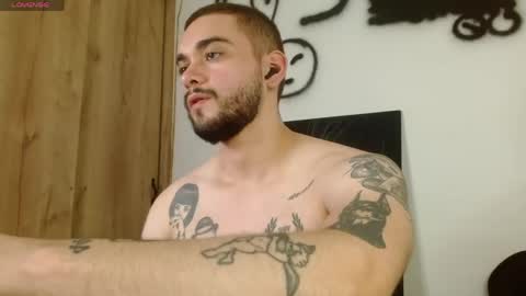 Twitter davidsanctum online show from April 16, 5:08 am