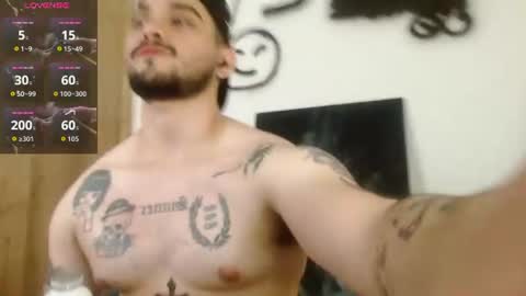 Snapshot of david_franco1 chatting on June 22, 4:31 am Twitter davidsanctum online show from June 22, 4:31 am
