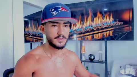 Hey im David that loves to explore and speak their fantasies. Very open talktative and nice. Feel free to chat with me online show from July 12, 1:13 pm