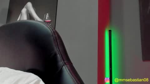 David Jons online show from December 3, 2:52 am