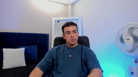 david_rtr online show from November 13, 7:35 pm