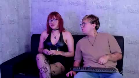Snapshot of david_violet chatting on January 15, 2:46 pm david_violet online show from January 15, 2:46 pm