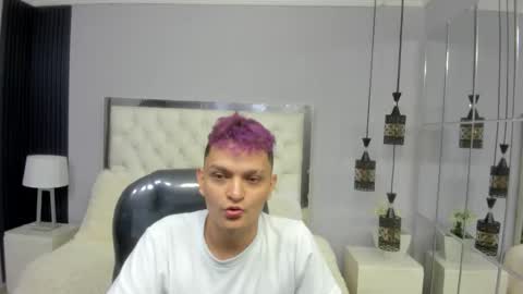 Snapshot of davidblaze_ chatting on November 15, 11:10 pm David Blaze online show from November 15, 11:10 pm