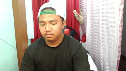 davidhotdesire online show from August 1, 1:38 am