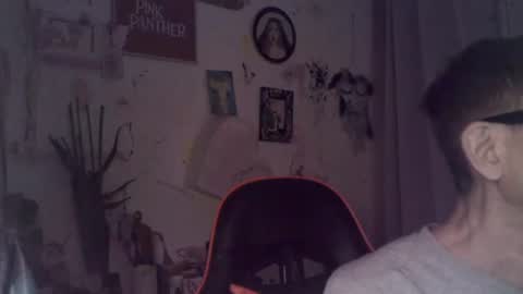Snapshot of davidhumbee chatting on July 5, 1:01 am David Lucky 13 online show from July 5, 1:01 am