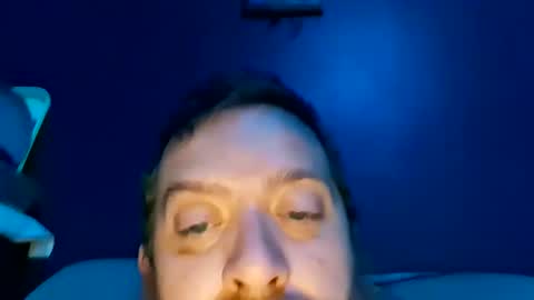 Snapshot of davidjosephknight81 chatting on October 29, 9:05 pm davidjosephknight81 online show from October 29, 9:05 pm