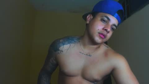 Lennon online show from December 2, 7:36 am