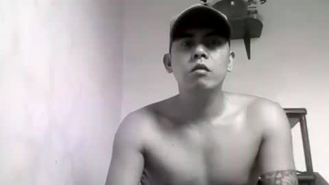 Snapshot of davidrocero chatting on December 3, 12:57 am davidrocero online show from December 3, 12:57 am