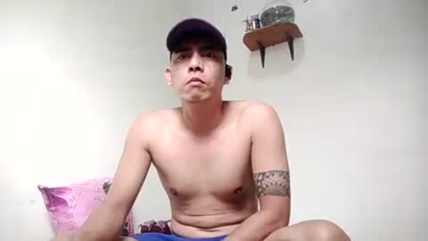 Snapshot of davidrocero chatting on February 18, 7:54 am davidrocero online show from February 18, 7:54 am