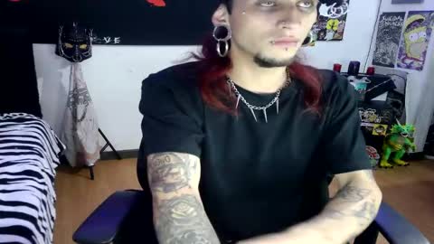   online show from January 8, 1:21 am