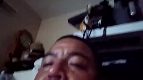 Snapshot of davidzhere222800 chatting on October 12, 6:34 am davidzhere222800 online show from October 12, 6:34 am