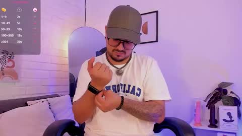 David Evans online show from January 15, 8:41 am