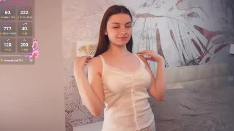 Louise online show from April 28, 11:21 pm