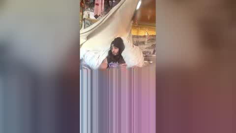 Your daddy online show from January 9, 9:38 pm