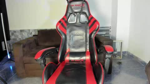 Davinson online show from April 15, 7:59 am