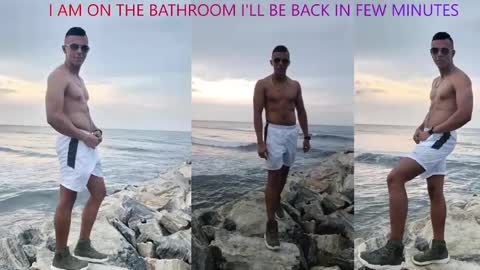 Snapshot of davisito7 chatting on December 6, 8:15 am David Angel online show from December 6, 8:15 am