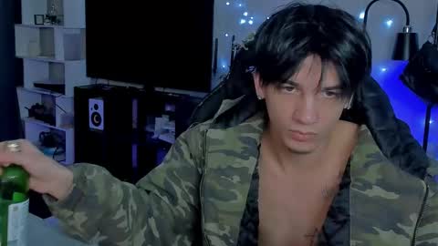 davis online show from January 17, 8:52 am