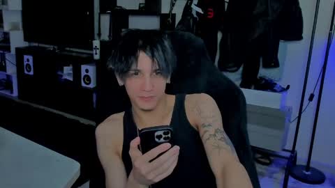 Snapshot of davisross chatting on April 27, 2:15 pm davis online show from April 27, 2:15 pm