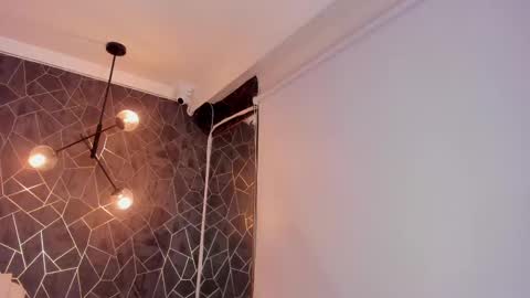 DAWA ANGELS online show from September 15, 11:05 pm