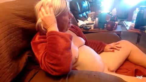 dawndoesall online show from November 2, 5:37 pm