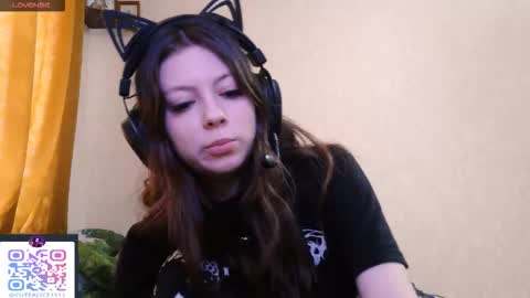 Snapshot of dawndollins chatting on September 16, 7:42 am Alice online show from September 16, 7:42 am