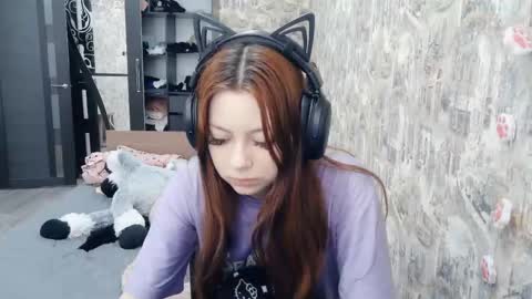 Snapshot of dawndollins chatting on February 11, 8:08 am Alice online show from February 11, 8:08 am