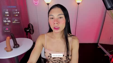 I am Dayanna  tecca online show from December 16, 8:26 pm