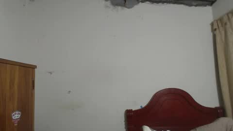 Snapshot of daylon_brown_ chatting on October 4, 11:58 pm Dylon online show from October 4, 11:58 pm