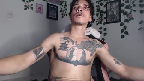 dazzayy online show from December 6, 12:34 am