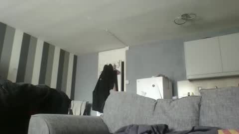 Dazzill online show from October 1, 2:23 pm