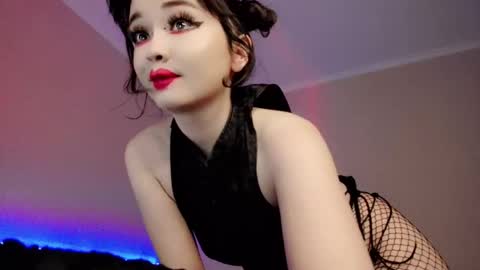 Natsumi online show from December 1, 5:01 am