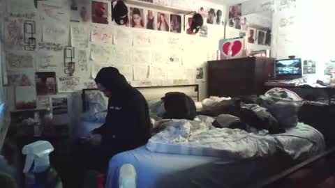 dbeamon92 online show from February 6, 12:19 pm