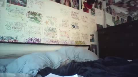 dbeamon92 online show from April 8, 2:28 pm