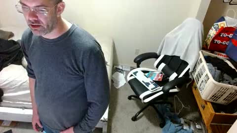 Snapshot of dbfroge chatting on February 3, 1:04 am dbfroge online show from February 3, 1:04 am