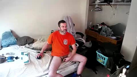 Snapshot of dbfroge chatting on March 12, 7:53 pm dbfroge online show from March 12, 7:53 pm