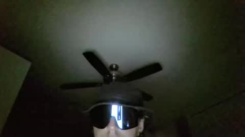 Snapshot of dcuccinato chatting on May 23, 7:18 pm dcuccinato online show from May 23, 7:18 pm