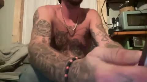 dcwells1992 online show from May 6, 5:35 am