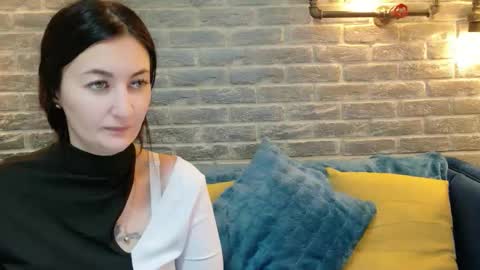 Shari online show from February 17, 5:26 am