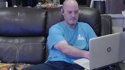 Snapshot of ddboobman chatting on February 7, 6:33 pm want girl to play with me online show from February 7, 6:33 pm