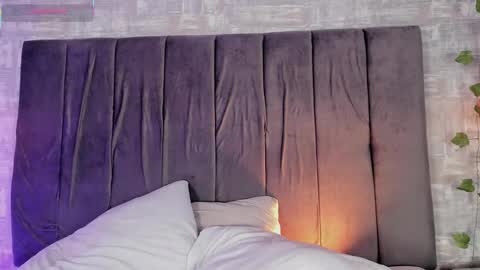 dea_athenea online show from November 25, 8:42 pm